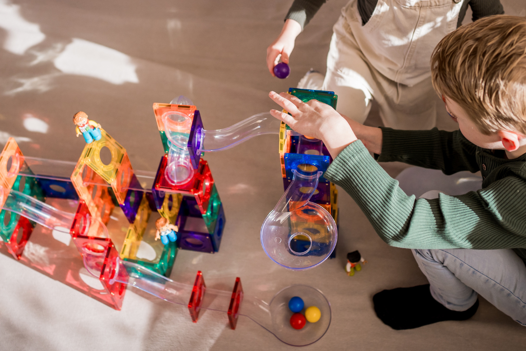 Gladi Tiles | Magnetische Knikkerbaan